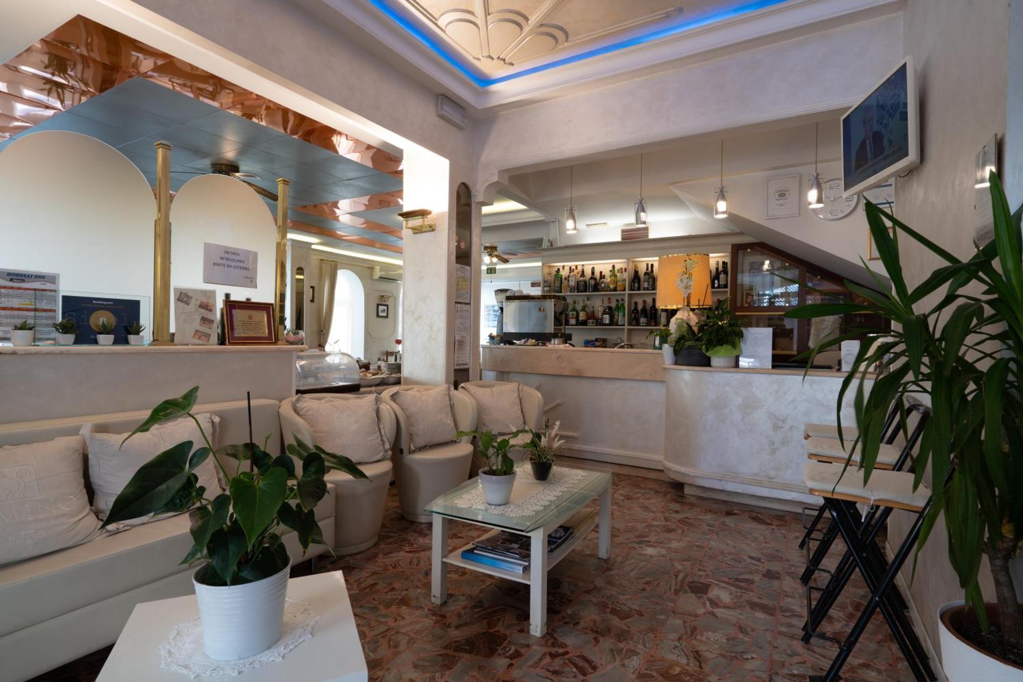 Hotel Britannia Rimini Marina Centro Luaran gambar