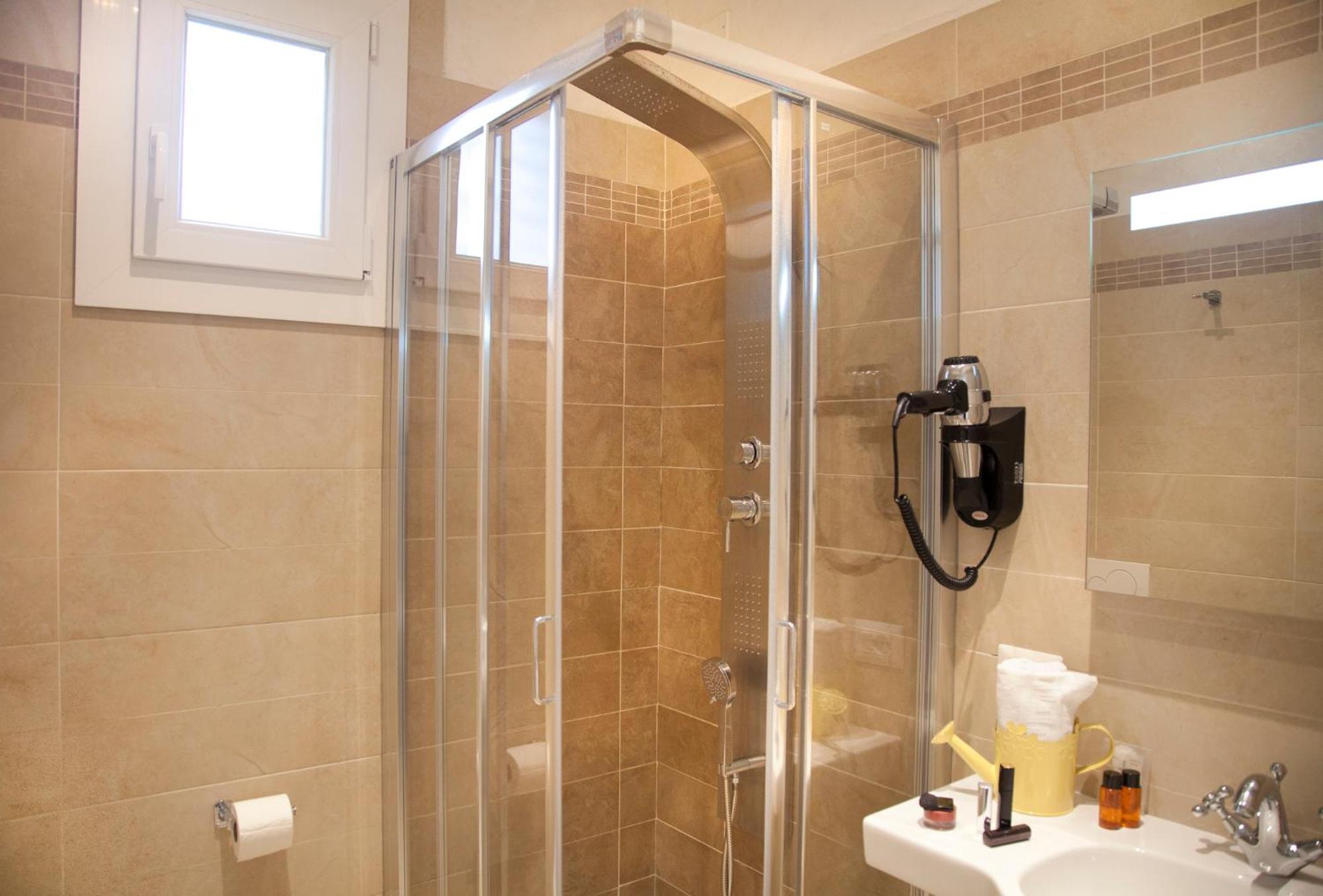 Hotel Britannia Rimini Marina Centro Luaran gambar