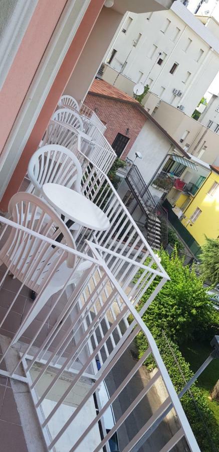Hotel Britannia Rimini Marina Centro Luaran gambar
