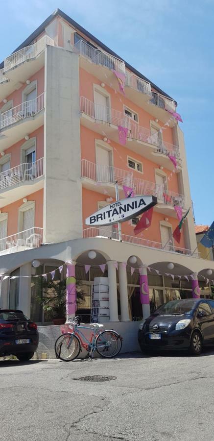 Hotel Britannia Rimini Marina Centro Luaran gambar
